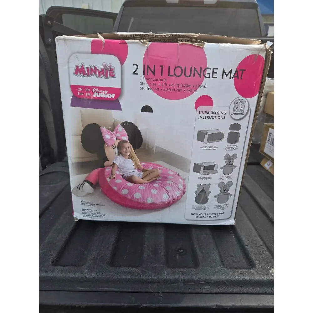Disney Minnie Mouse Kids Floor Lounger Cushion Nap Mat NEW Damaged Box